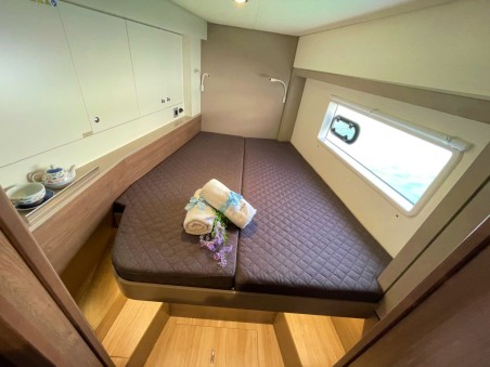 Catana Group Bali 4.2 - 4 + 1 cab. Sail and Adventure