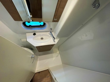 Catana Group Bali 4.2 - 4 + 1 cab. Sail and Adventure