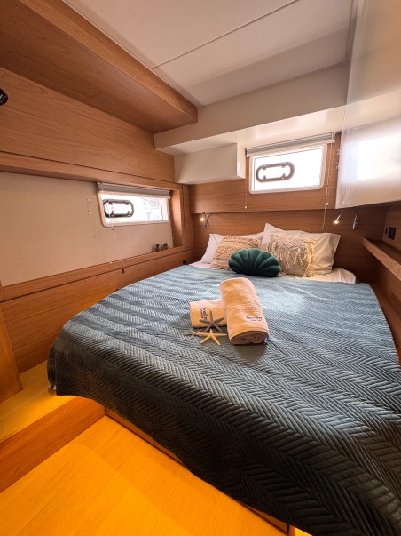 Catana Group Bali 4.4 - 4 + 1 cab. La Calma