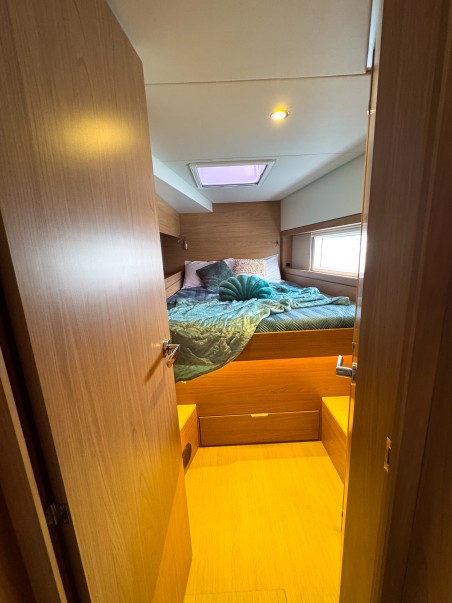 Catana Group Bali 4.4 - 4 + 1 cab. La Calma