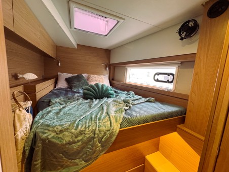 Catana Group Bali 4.4 - 4 + 1 cab. La Calma