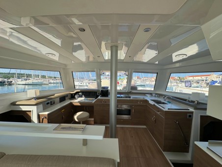 Catana Group Bali Catspace Compass