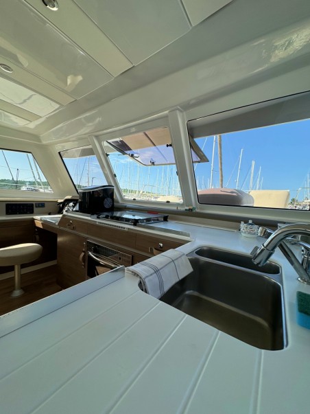 Catana Group Bali Catspace Compass