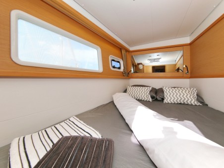 Lagoon-Bénéteau Lagoon 450 F - 4 + 2 cab. Mantra