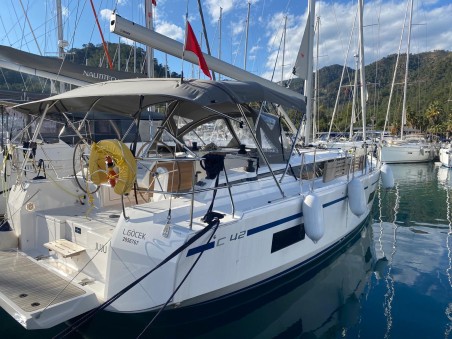 Bavaria Yachtbau Bavaria C42 Juju