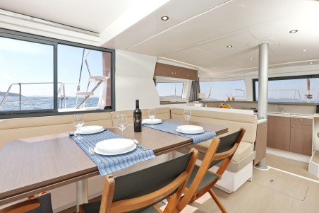 Catana Group Bali 4.1 - 4 cab. Sourire