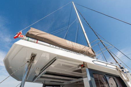 Catana Group Bali 4.2 - 4 + 1 cab. Gaming King