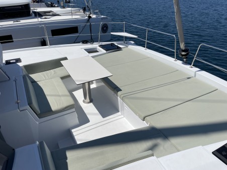 Catana Group Bali 4.2 - 4 + 2 cab. Jackpot