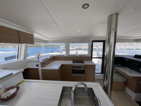 Catana Group Bali 4.2 - 4 + 2 cab. Jackpot