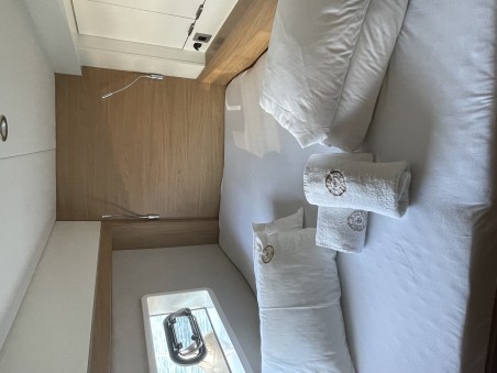 Catana Group Bali 4.2 - 4 + 2 cab. Jackpot