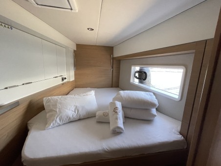 Catana Group Bali 4.2 - 4 + 2 cab. Jackpot