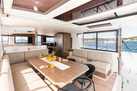 Catana Group Bali 4.6 - 5 + 2 cab. Optimus