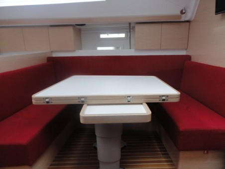 Elan Marine Elan 444 Impression Reina