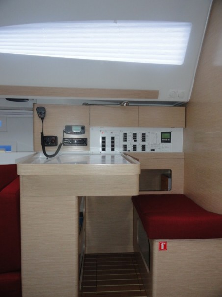 Elan Marine Elan 444 Impression Reina