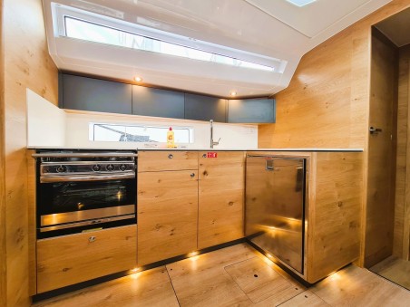 Elan Marine Elan Impression 45 - 4 cab. Hangover