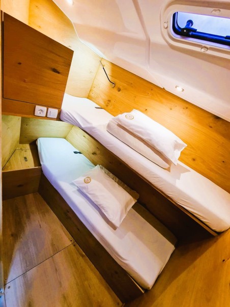 Elan Marine Elan Impression 45 - 4 cab. Hangover