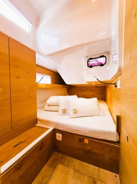 Elan Marine Elan Impression 45 - 4 cab. Hangover