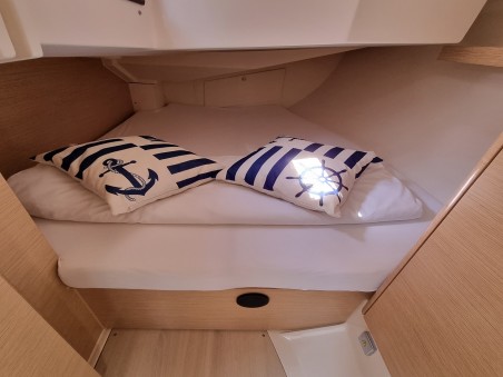 Hanse Yachts Hanse 348- 3 cab. Larod