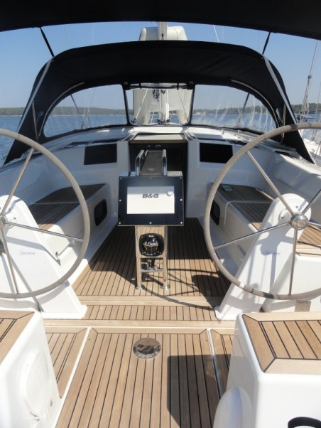 Hanse Yachts Hanse 385 Riana