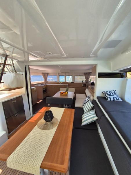 Lagoon-Bénéteau Lagoon 43 - 4 + 2 cab. Stela