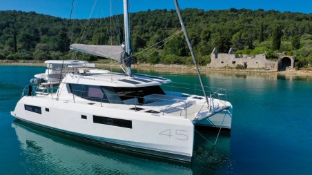 Leopard Catamarans / Robertson & Caine Leopard 45 - 3 + 1 cab. Manaphy