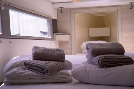 Leopard Catamarans / Robertson & Caine Leopard 45 - 3 + 1 cab. Manaphy