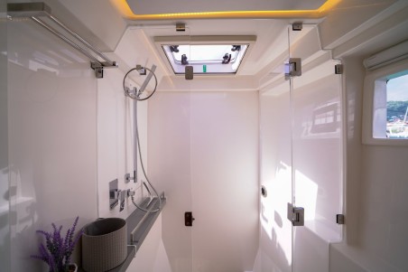 Leopard Catamarans / Robertson & Caine Leopard 45 - 3 + 1 cab. Manaphy