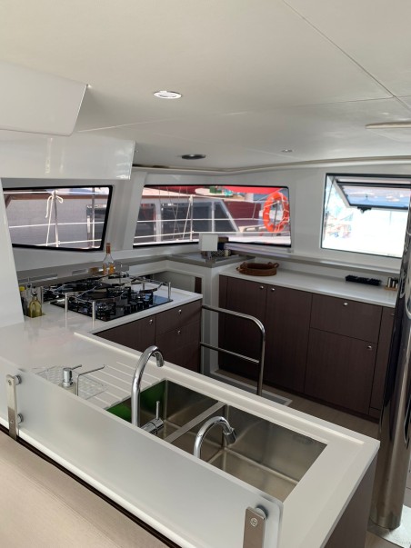 Catana Group Bali 4.6 - 4 + 2 cab. Ani Yasa