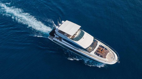 Prestige Yachts Prestige 630S Simul