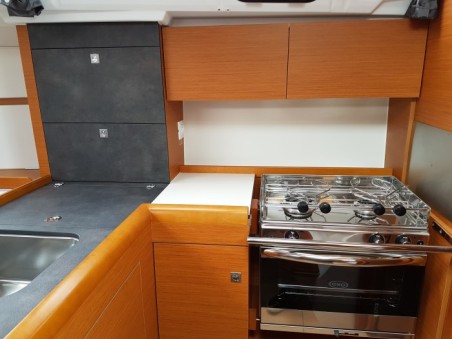 Jeanneau Sun Odyssey 349 - 3 cab. Romana