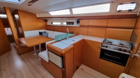 Jeanneau Sun Odyssey 449 Blue Moon