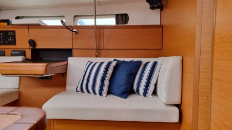 Jeanneau Sun Odyssey 449 Blue Moon