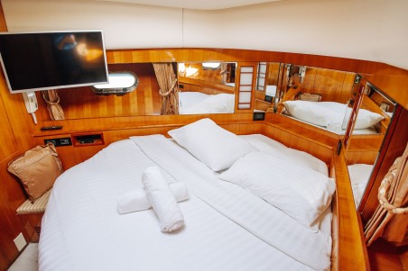 Yaretti Yaretti 2210 - 4 cab. Happy3