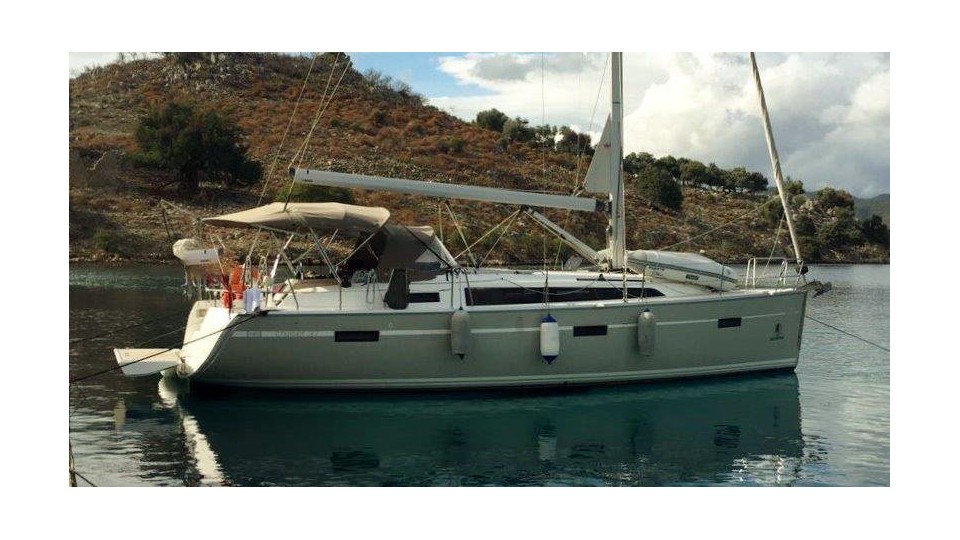 Bavaria Yachtbau Bavaria Cruiser 37 - 3 cab. Almira