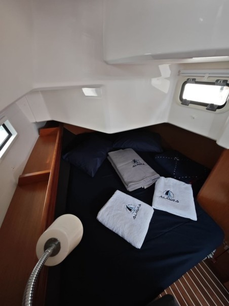 Bavaria Yachtbau Bavaria Cruiser 37 - 3 cab. Almira