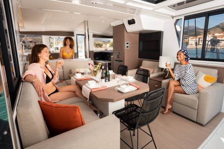 Catana Group Bali 4.2 - 4 + 1 cab. Lizzy