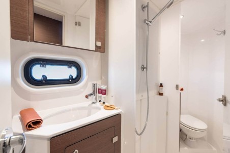 Catana Group Bali 4.2 - 4 + 1 cab. Lizzy