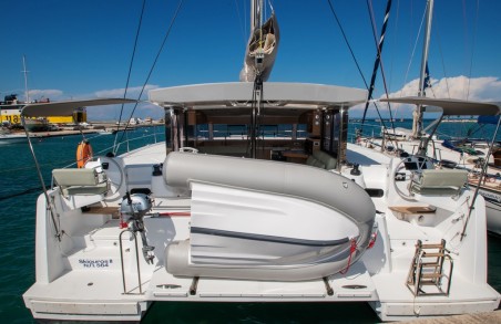 Catana Group Bali Catsmart - 4 cab. Skiouros II