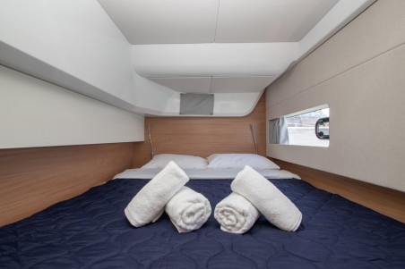 Catana Group Bali Catsmart - 4 cab. Skiouros II