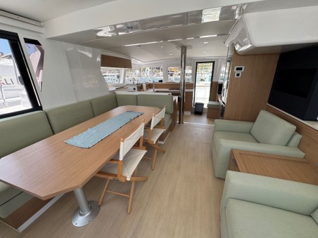 Catana Group Bali 4.2 - 4 + 1 cab. Maly