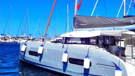 Excess Excess 11 - 4 + 2 cab. Stema