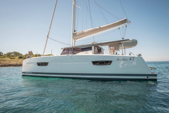 Fountaine Pajot Fountaine Pajot Astrea 42 - 4 + 2 cab. Shangri-La