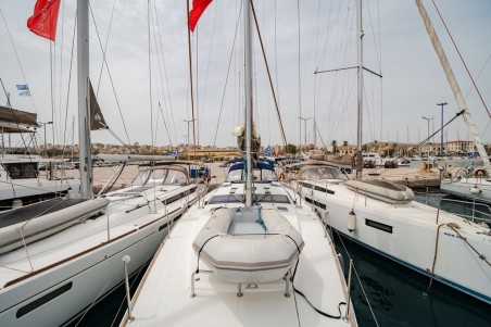 Jeanneau Jeanneau 53 - 5 + 1 cab. Regina V