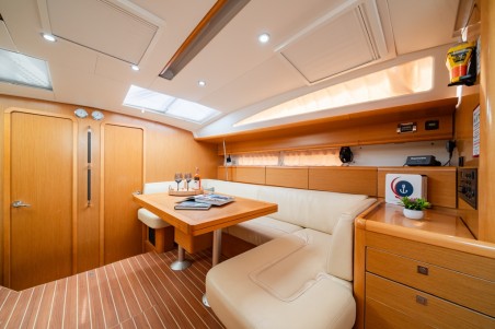 Jeanneau Jeanneau 53 - 5 + 1 cab. Regina V