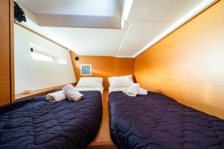 Jeanneau 54 5+1 cab. | Czarter jachtu Grecja | Travelboat