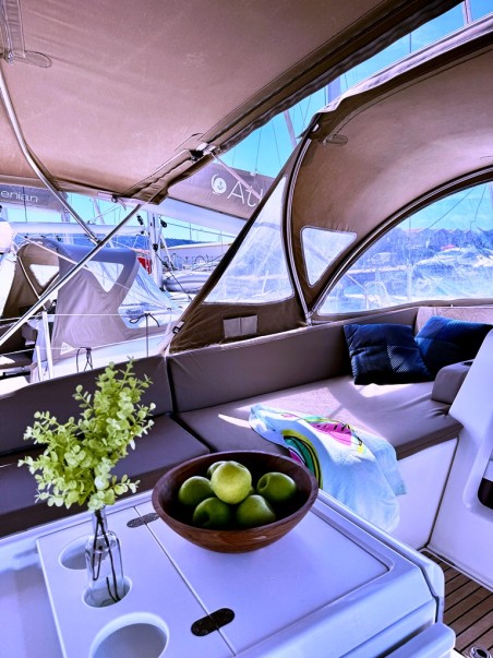 Jeanneau Jeanneau 54 - 5 + 1 cab. Our Lady