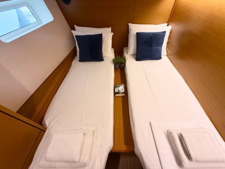 Jeanneau Jeanneau 54 - 5 + 1 cab. Our Lady