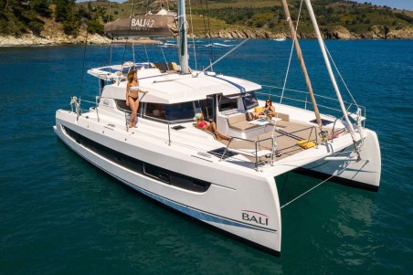Catana Group Bali 4.2 - 4 + 1 cab. Sanemiro
