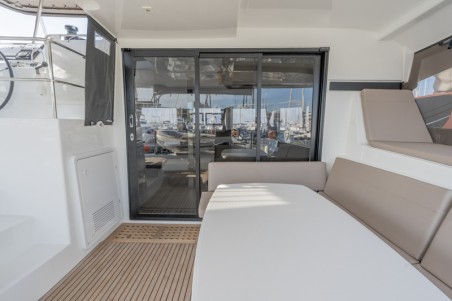 Lagoon-Bénéteau Lagoon 42 - 4 + 1 cab. Day One