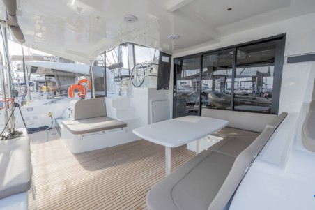 Lagoon-Bénéteau Lagoon 42 - 4 + 1 cab. Day One